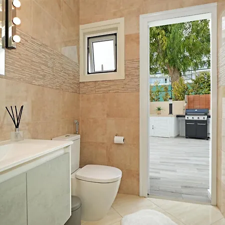 Amy - 100m From Nisia Loumbardi * Protaras